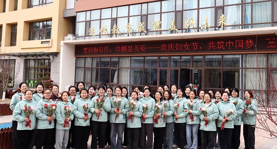 最后合影.JPG
